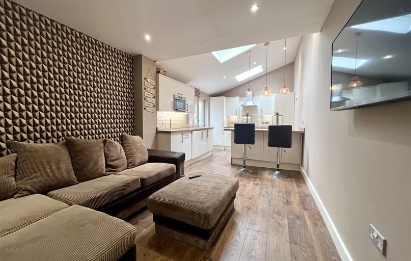 Chillingham Road, Heaton, Newcastle - Image 1